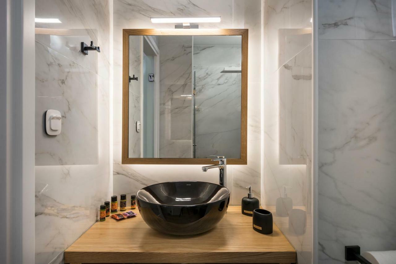 Apartment Evlimeni *
