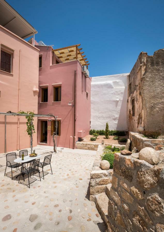 Apartment Evlimeni *